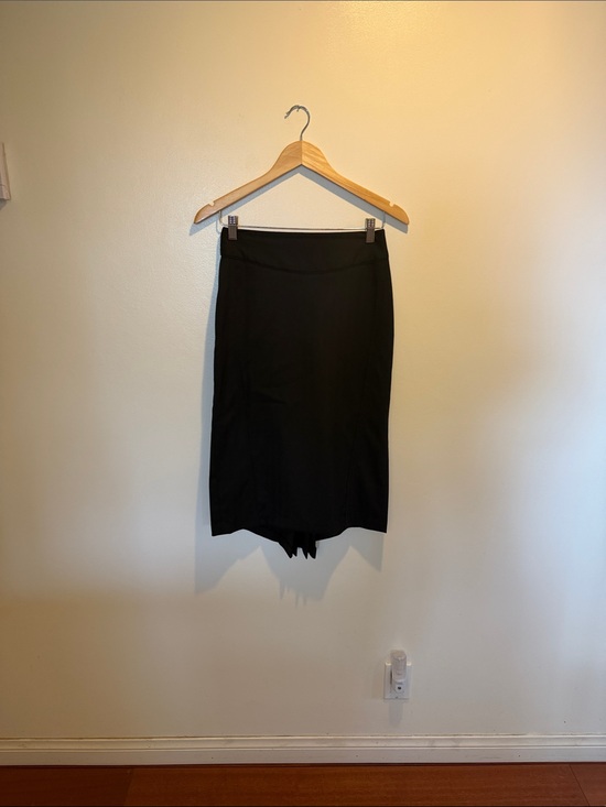 rag & bone Dresses & Skirts - rag & bone Black Pencil Skirt - Sleek Workwear Staple